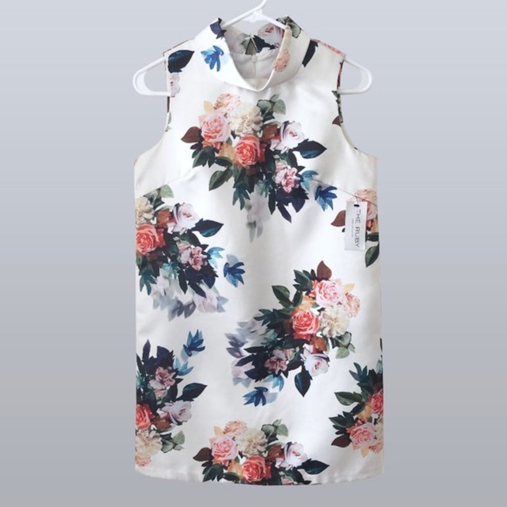 Boutique • size S • cream rose satin floral mini shift dress